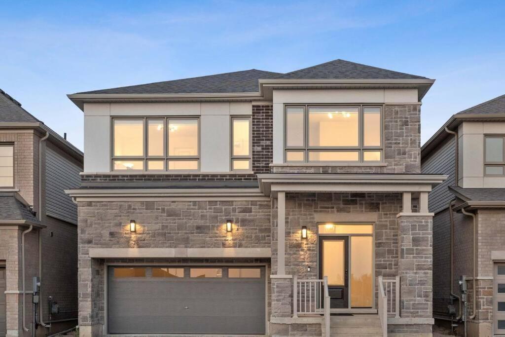 Barrie Luxe, Pool Table 6 Bedroom 6 Ba Custom Design A+ Location Exterior photo